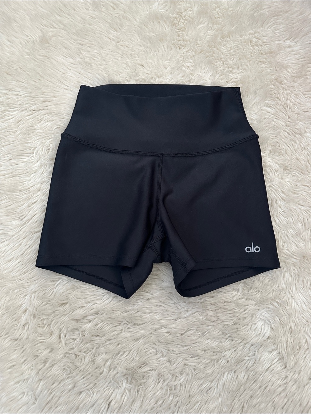 ALO Yoga Airlift High-Waist Black Biker Shorts